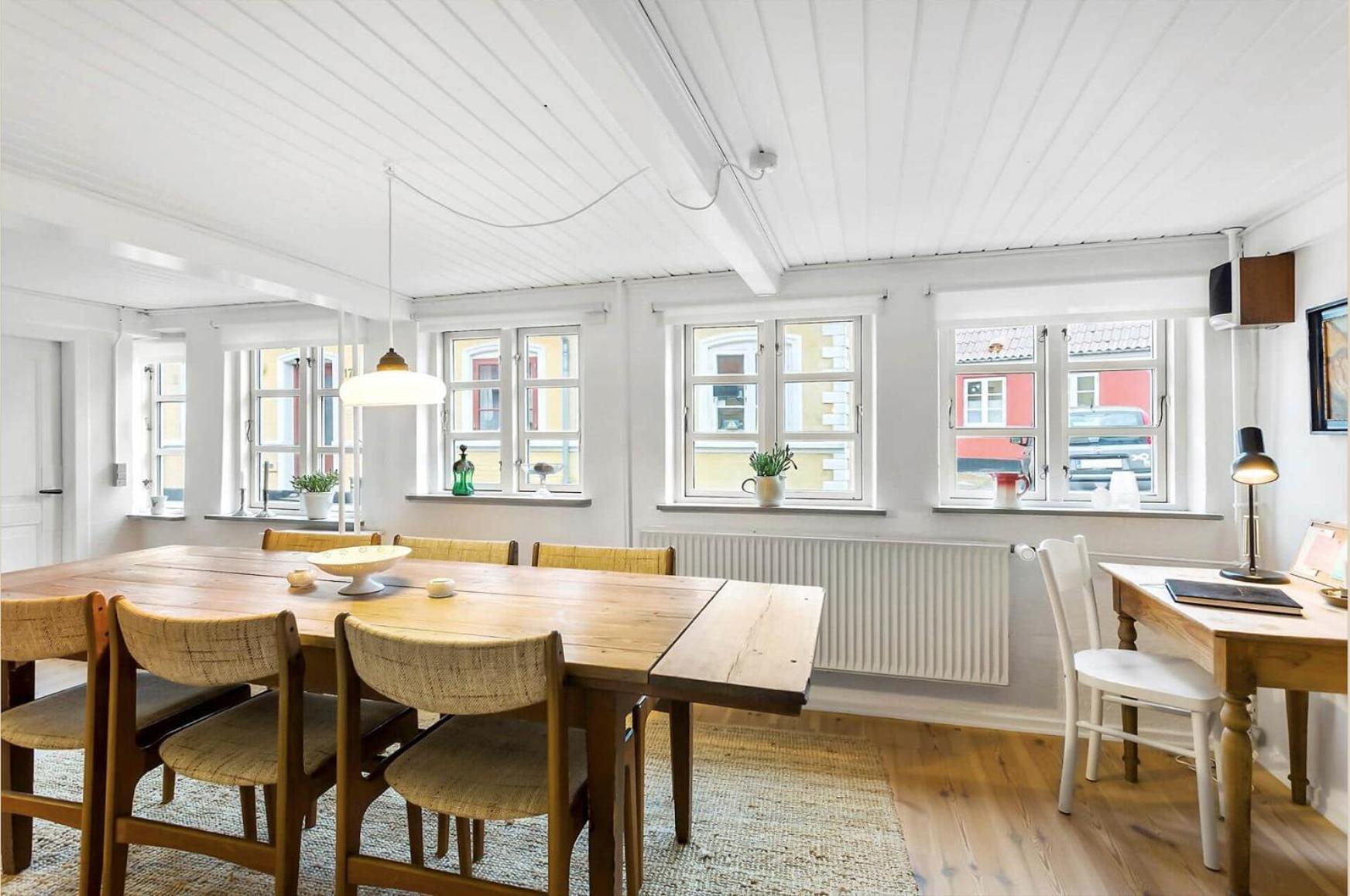 Hyggeligt Gammelt Fiskerhus I *